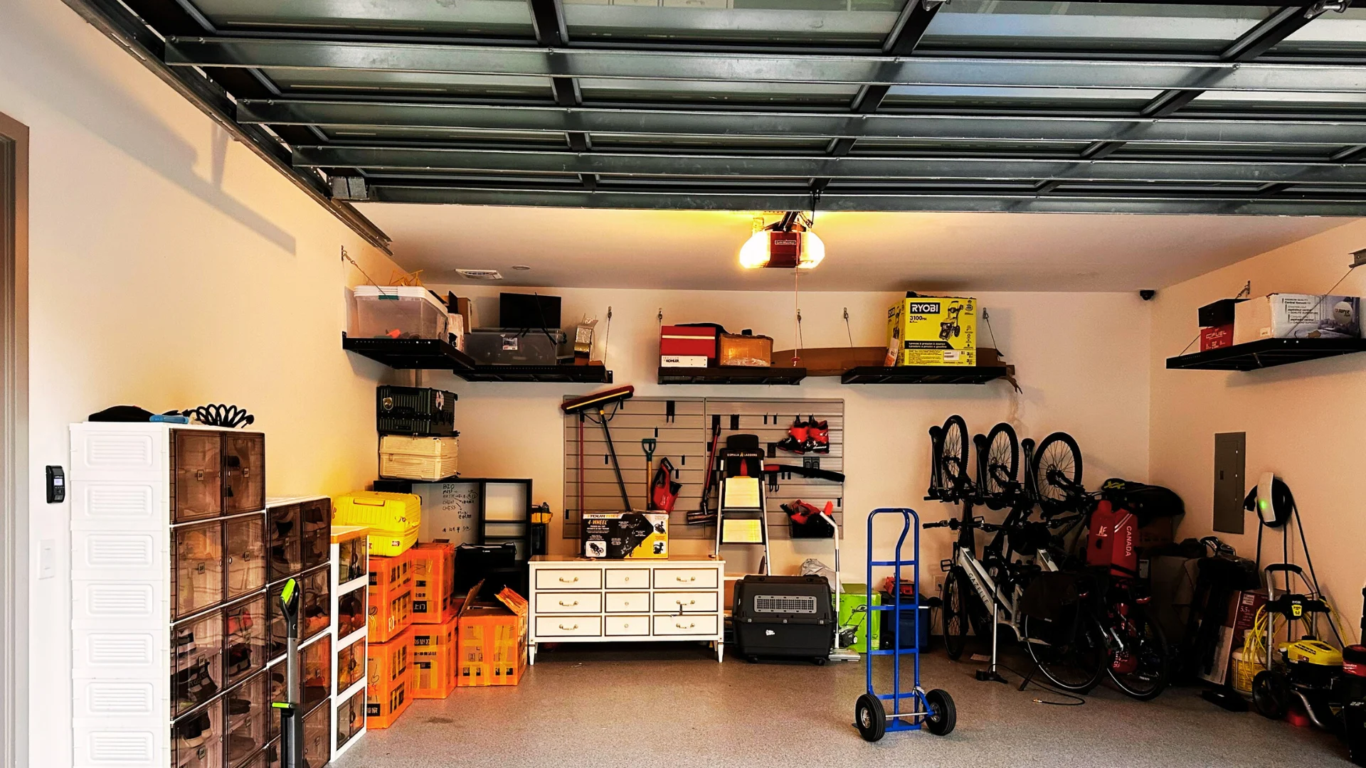 Commercial Moving, (3)